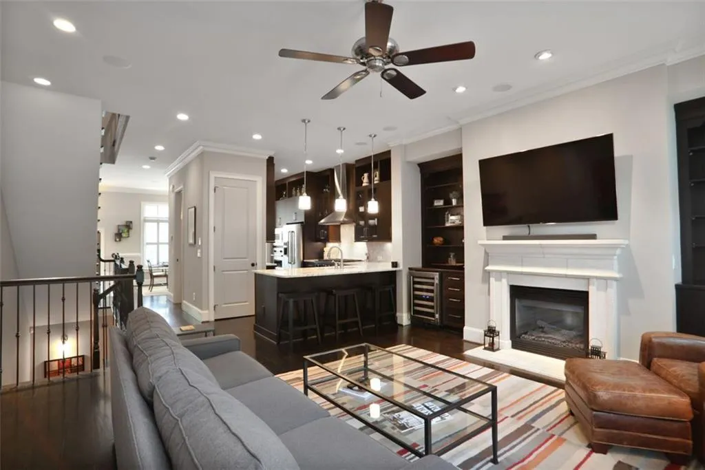 479 Ansley Court Ne, Atlanta, Georgia 30324, 3 Bedrooms Bedrooms, ,3 BathroomsBathrooms,Residential,For Sale,479 Ansley Court Ne,7613035