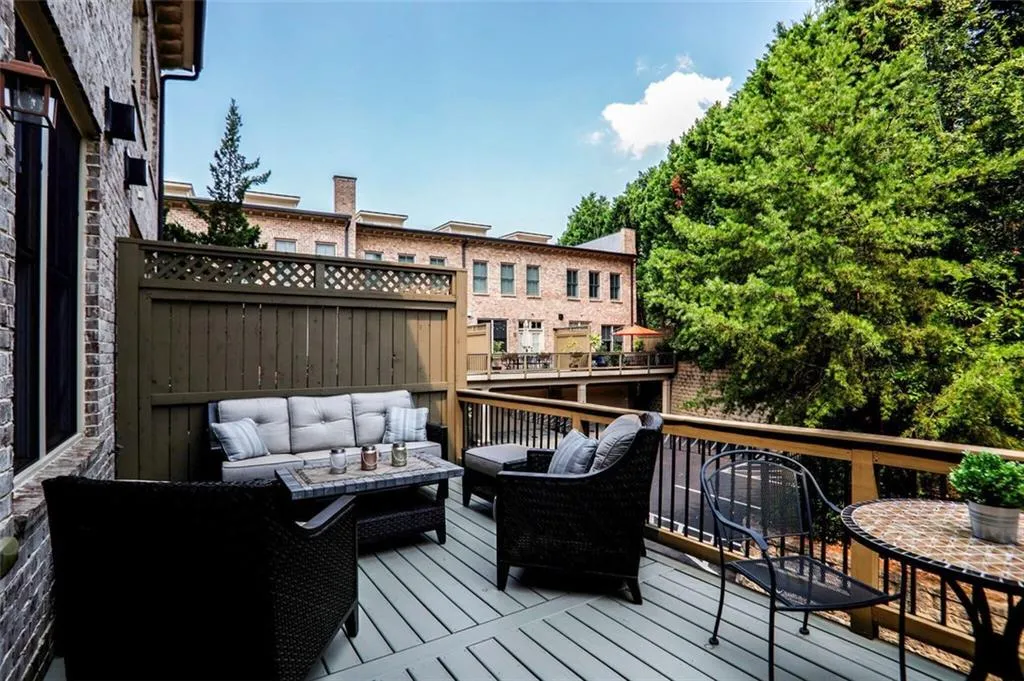 479 Ansley Court Ne, Atlanta, Georgia 30324, 3 Bedrooms Bedrooms, ,3 BathroomsBathrooms,Residential,For Sale,479 Ansley Court Ne,7613035