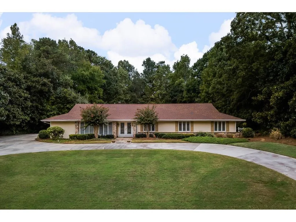 8025 Monticello Drive, Atlanta, Georgia 30350, 5 Bedrooms Bedrooms, ,4 BathroomsBathrooms,Residential,Sold,8025 Monticello Drive,6085251