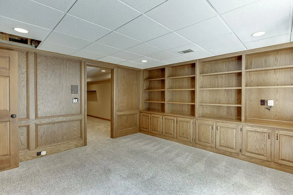 7660 Dunvegan Close, Sandy Springs, Georgia 30350, 5 Bedrooms Bedrooms, ,4 BathroomsBathrooms,Residential,Sold,7660 Dunvegan Close,7573430