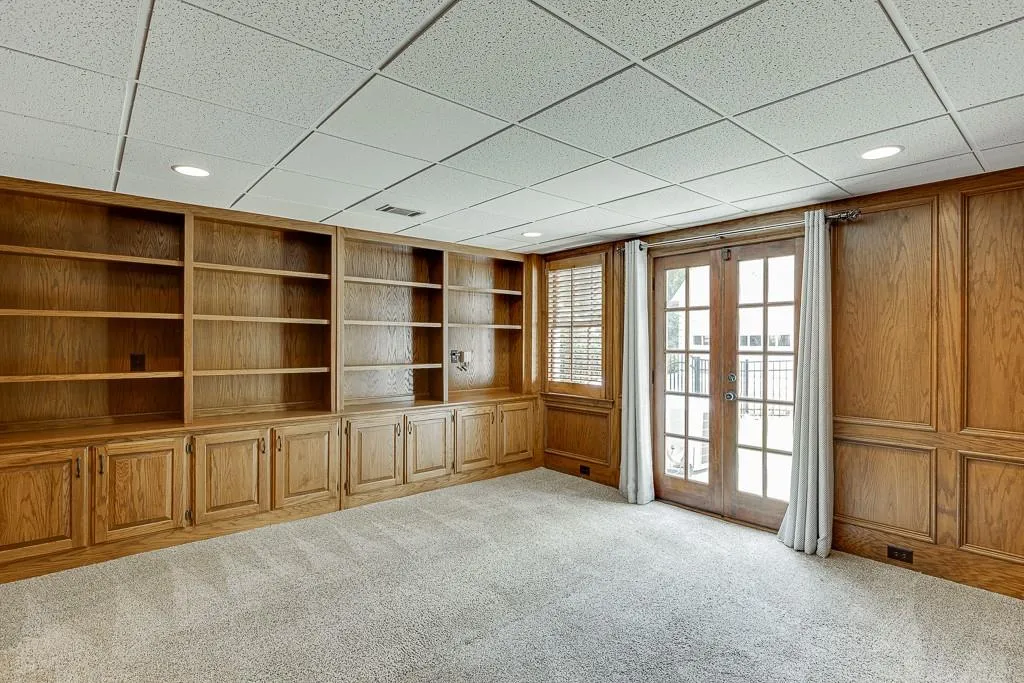 7660 Dunvegan Close, Sandy Springs, Georgia 30350, 5 Bedrooms Bedrooms, ,4 BathroomsBathrooms,Residential,Sold,7660 Dunvegan Close,7573430