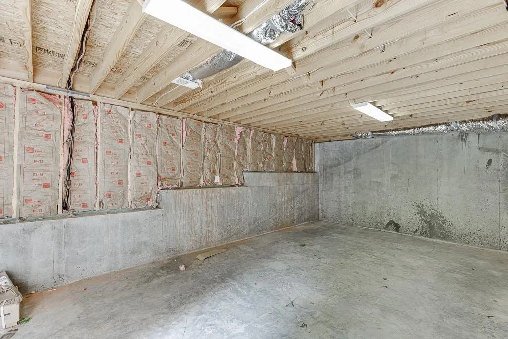 7660 Dunvegan Close, Sandy Springs, Georgia 30350, 5 Bedrooms Bedrooms, ,4 BathroomsBathrooms,Residential,Sold,7660 Dunvegan Close,7573430