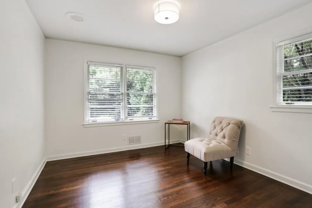 550 Windsor Parkway, Atlanta, Georgia 30342, 3 Bedrooms Bedrooms, ,2 BathroomsBathrooms,Residential,Sold,550 Windsor Parkway,6576974