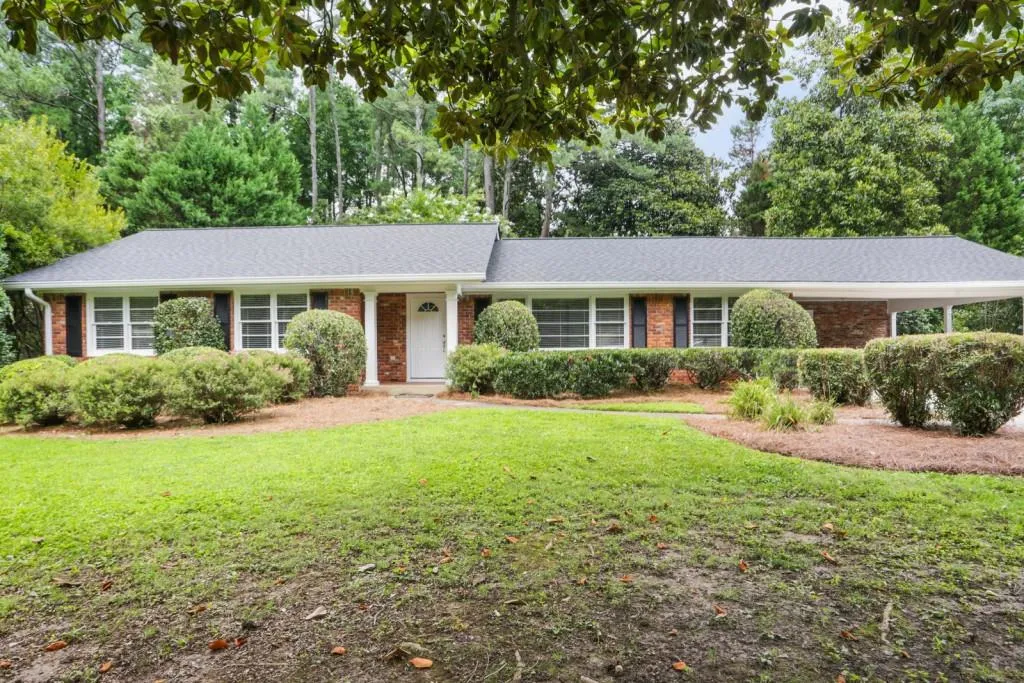 550 Windsor Parkway, Atlanta, Georgia 30342, 3 Bedrooms Bedrooms, ,2 BathroomsBathrooms,Residential,Sold,550 Windsor Parkway,6576974
