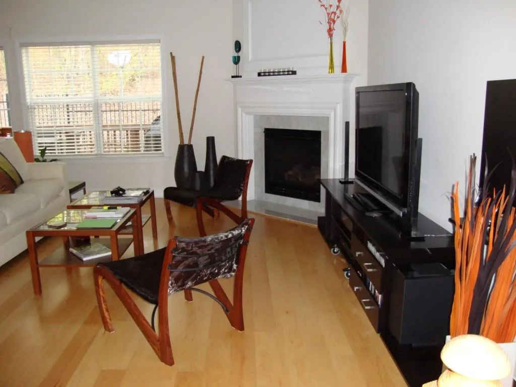 606 Pember Point Unit 606, Sandy Springs, Georgia 30350, 3 Bedrooms Bedrooms, ,3 BathroomsBathrooms,Residential,Sold,606 Pember Point Unit 606,5676397