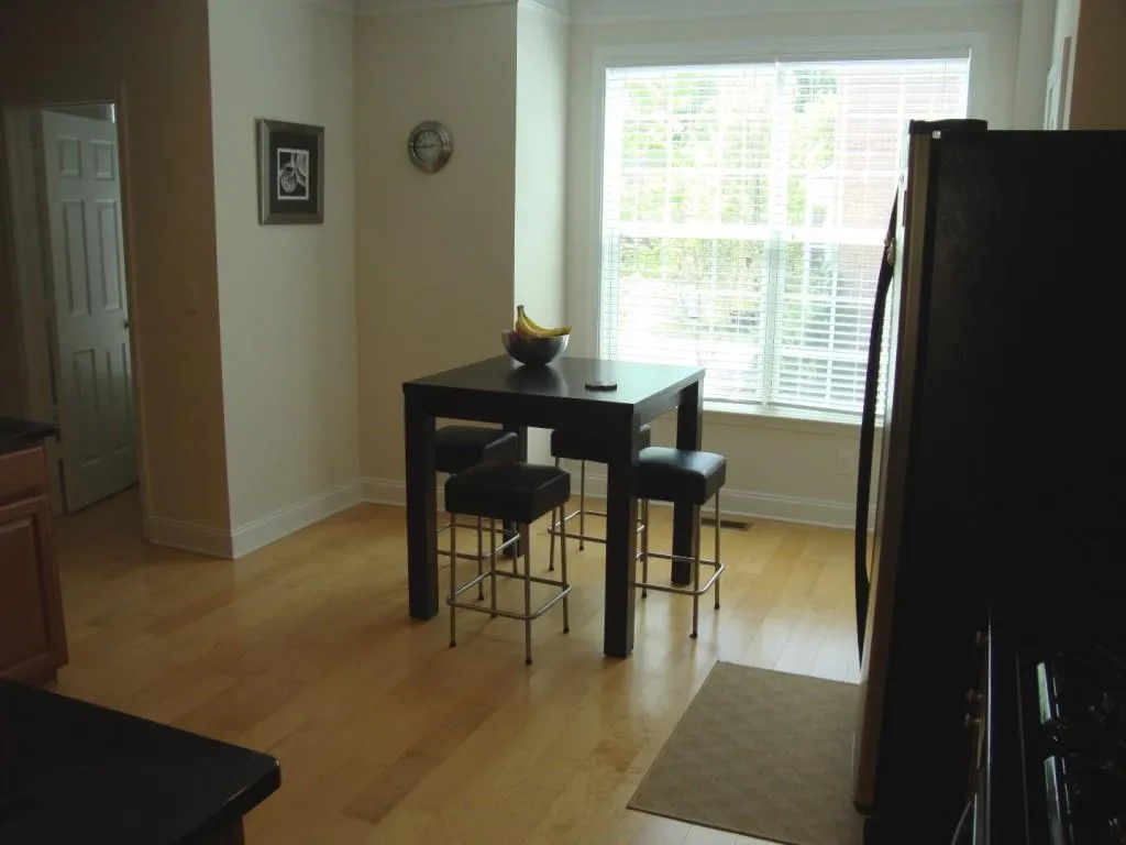 606 Pember Point Unit 606, Sandy Springs, Georgia 30350, 3 Bedrooms Bedrooms, ,3 BathroomsBathrooms,Residential,Sold,606 Pember Point Unit 606,5676397