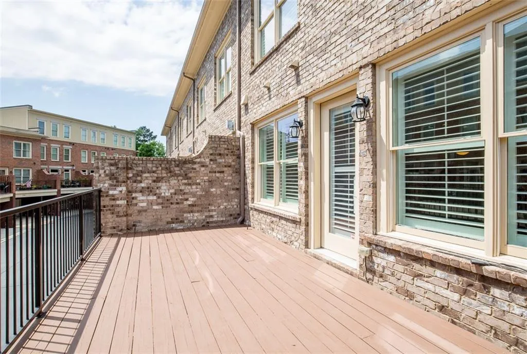 1303 Riverscall Lane Unit 69, Atlanta, Georgia 30339, 3 Bedrooms Bedrooms, ,3 BathroomsBathrooms,Residential,Sold,1303 Riverscall Lane Unit 69,6727833