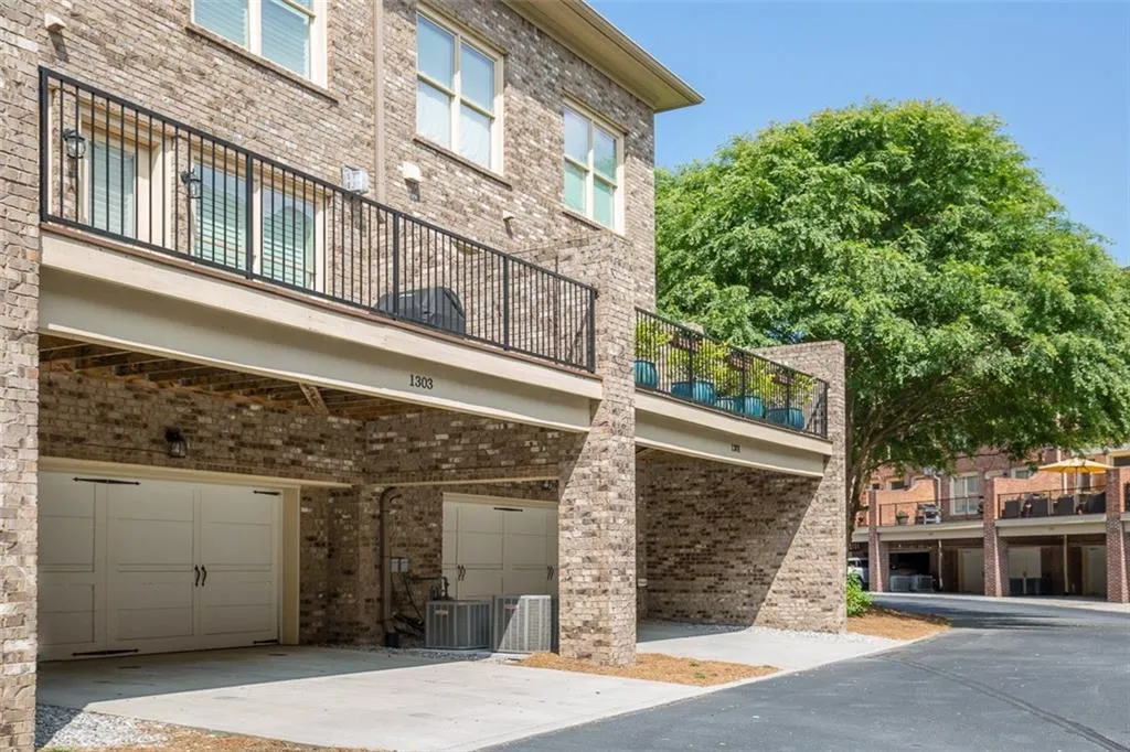 1303 Riverscall Lane Unit 69, Atlanta, Georgia 30339, 3 Bedrooms Bedrooms, ,3 BathroomsBathrooms,Residential,Sold,1303 Riverscall Lane Unit 69,6727833