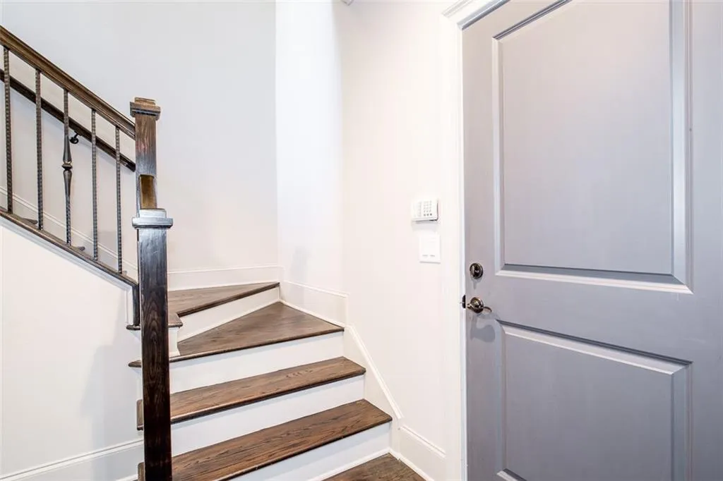 1303 Riverscall Lane Unit 69, Atlanta, Georgia 30339, 3 Bedrooms Bedrooms, ,3 BathroomsBathrooms,Residential,Sold,1303 Riverscall Lane Unit 69,6727833