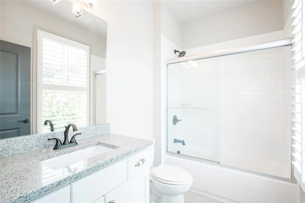 1303 Riverscall Lane Unit 69, Atlanta, Georgia 30339, 3 Bedrooms Bedrooms, ,3 BathroomsBathrooms,Residential,Sold,1303 Riverscall Lane Unit 69,6727833