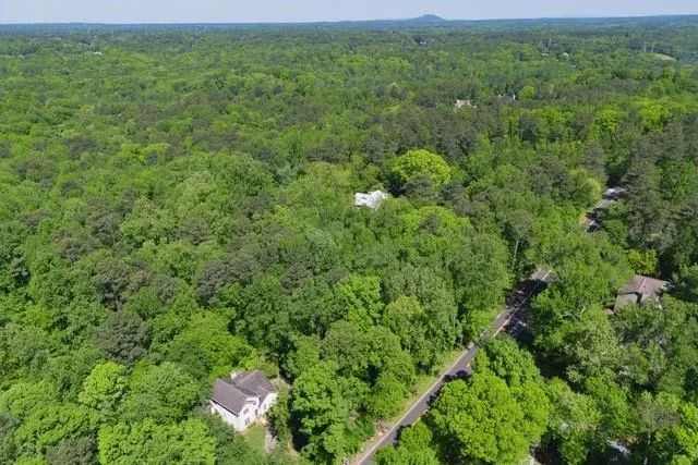 7200 Brandon Mill Road, Sandy Springs, Georgia 30328, 3 Bedrooms Bedrooms, ,2 BathroomsBathrooms,Residential,Sold,7200 Brandon Mill Road,7376780