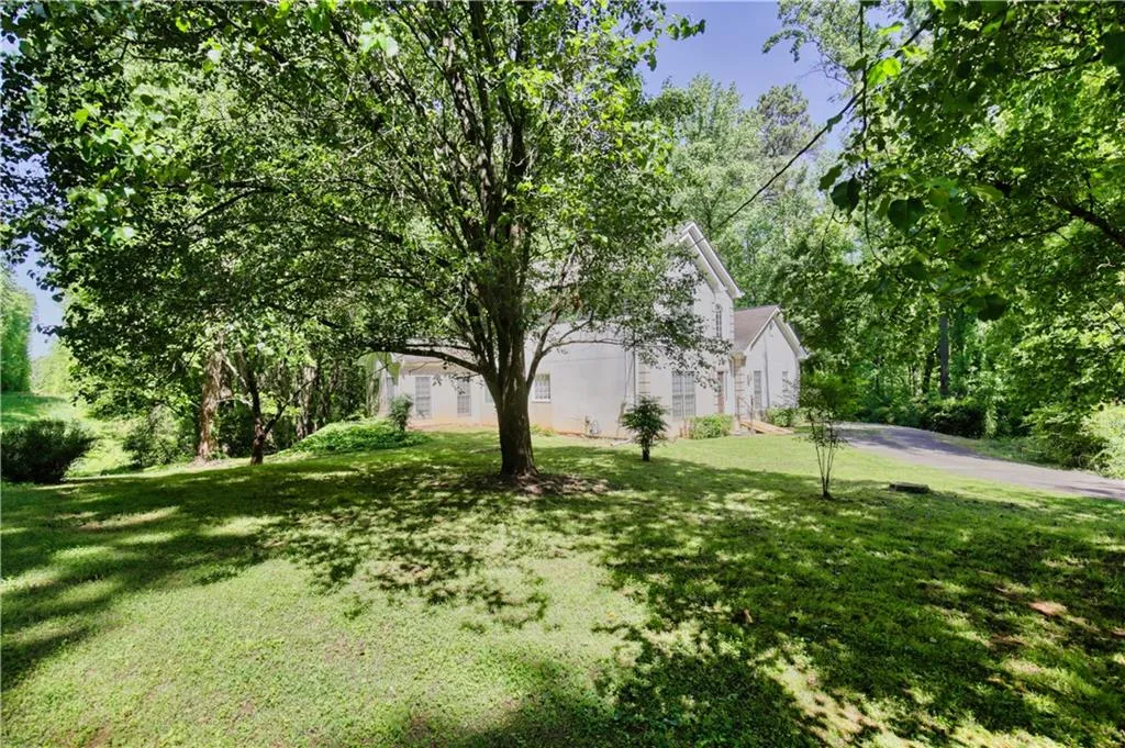 7200 Brandon Mill Road, Sandy Springs, Georgia 30328, 3 Bedrooms Bedrooms, ,2 BathroomsBathrooms,Residential,Sold,7200 Brandon Mill Road,7376780