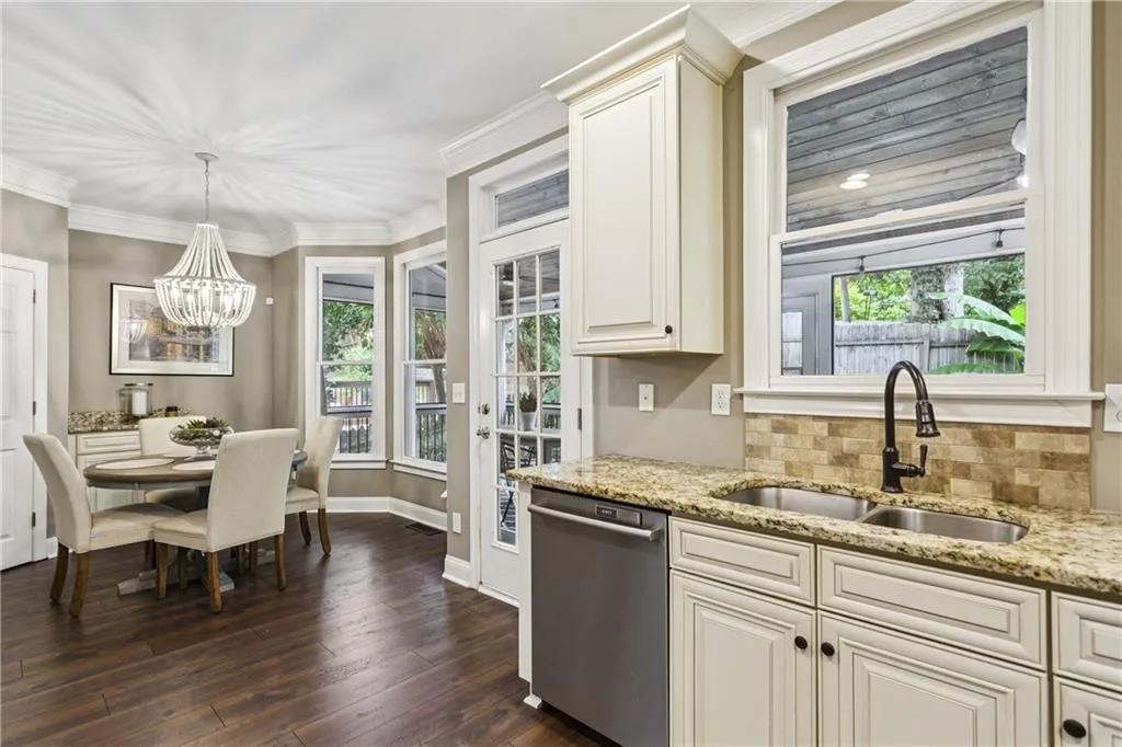 3232 Cates Avenue Ne, Brookhaven, Georgia 30319, 3 Bedrooms Bedrooms, ,2 BathroomsBathrooms,Residential,For Sale,3232 Cates Avenue Ne,7629526