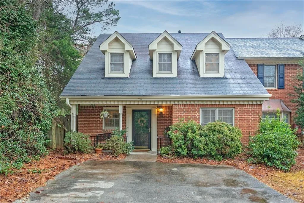 7911 Briar Villa Place, Atlanta, Georgia 30350, 3 Bedrooms Bedrooms, ,3 BathroomsBathrooms,Residential,Sold,7911 Briar Villa Place,6821914