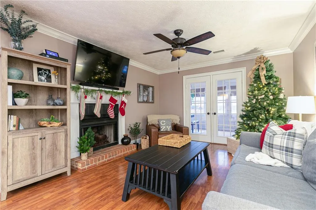 7911 Briar Villa Place, Atlanta, Georgia 30350, 3 Bedrooms Bedrooms, ,3 BathroomsBathrooms,Residential,Sold,7911 Briar Villa Place,6821914