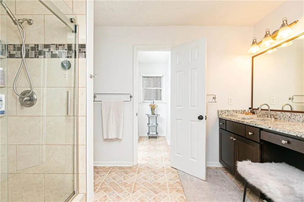 7911 Briar Villa Place, Atlanta, Georgia 30350, 3 Bedrooms Bedrooms, ,3 BathroomsBathrooms,Residential,Sold,7911 Briar Villa Place,6821914