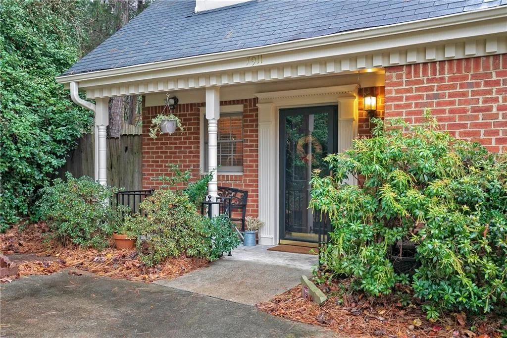 7911 Briar Villa Place, Atlanta, Georgia 30350, 3 Bedrooms Bedrooms, ,3 BathroomsBathrooms,Residential,Sold,7911 Briar Villa Place,6821914