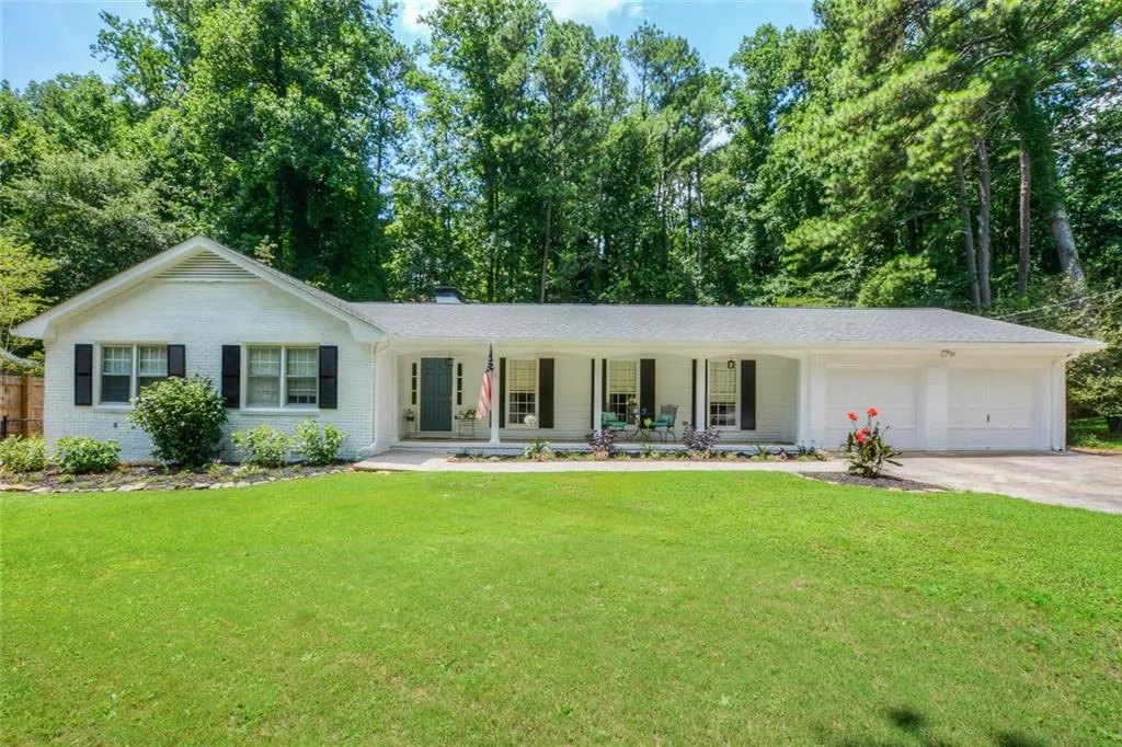 250 River Springs Drive, Atlanta, Georgia 30328, 3 Bedrooms Bedrooms, ,2 BathroomsBathrooms,Residential,Sold,250 River Springs Drive,5881630