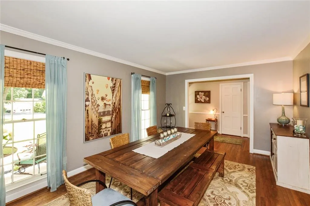 250 River Springs Drive, Atlanta, Georgia 30328, 3 Bedrooms Bedrooms, ,2 BathroomsBathrooms,Residential,Sold,250 River Springs Drive,5881630