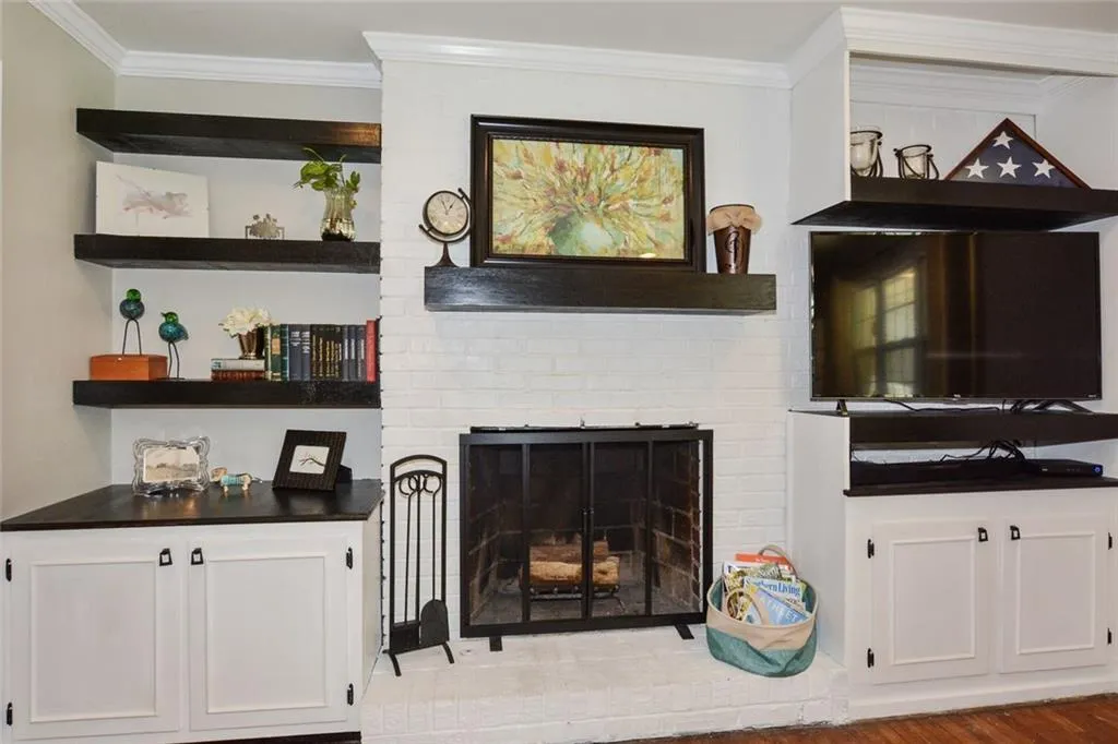 250 River Springs Drive, Atlanta, Georgia 30328, 3 Bedrooms Bedrooms, ,2 BathroomsBathrooms,Residential,Sold,250 River Springs Drive,5881630