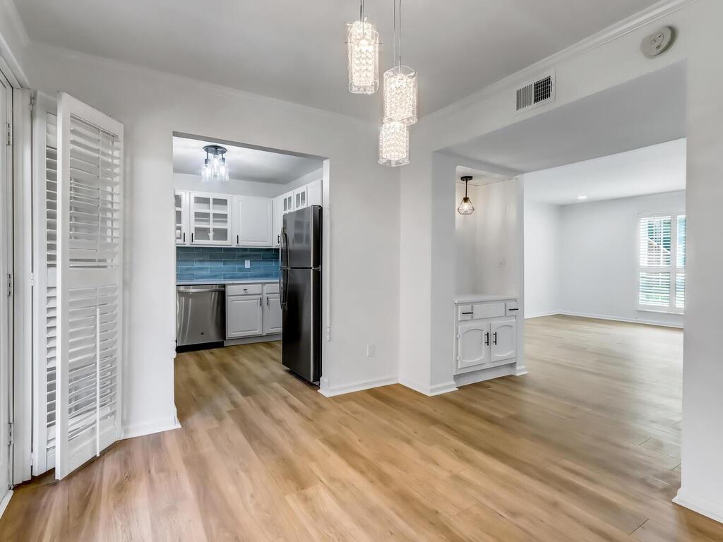 5632 Kingsport Drive Unit 12, Sandy Springs, Georgia 30342, 3 Bedrooms Bedrooms, ,2 BathroomsBathrooms,Residential,Sold,5632 Kingsport Drive Unit 12,7289417