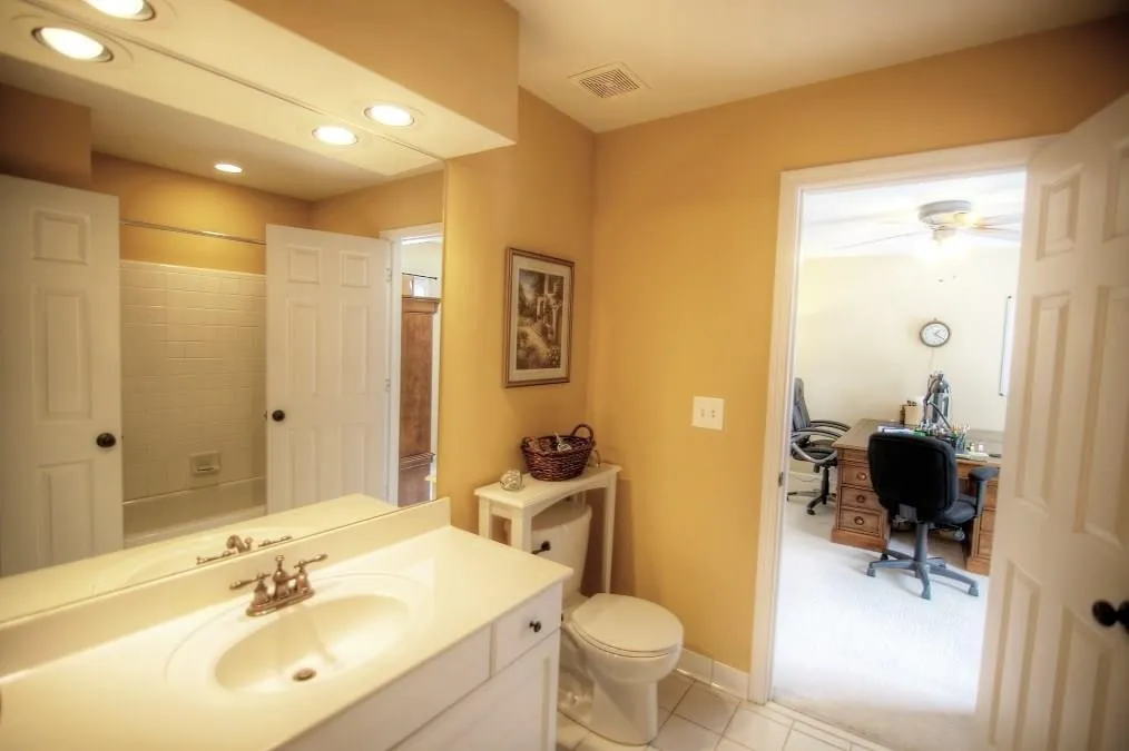 325 Eastcote Drive, Sandy Springs, Georgia 30350, 4 Bedrooms Bedrooms, ,3 BathroomsBathrooms,Residential,Sold,325 Eastcote Drive,5512879