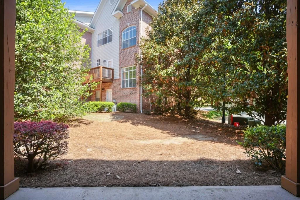 1144 Glenridge Place, Atlanta, Georgia 30342, 2 Bedrooms Bedrooms, ,1 BathroomBathrooms,Residential,Sold,1144 Glenridge Place,7039739