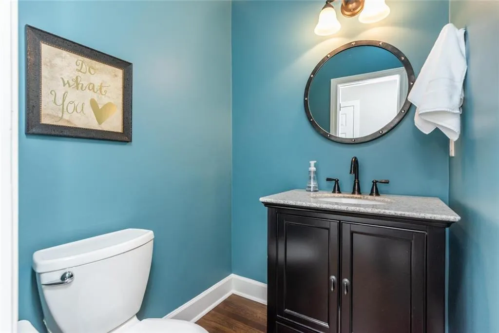 125 Mount Vernon Circle, Sandy Springs, Georgia 30338, 2 Bedrooms Bedrooms, ,2 BathroomsBathrooms,Residential,Sold,125 Mount Vernon Circle,6969031