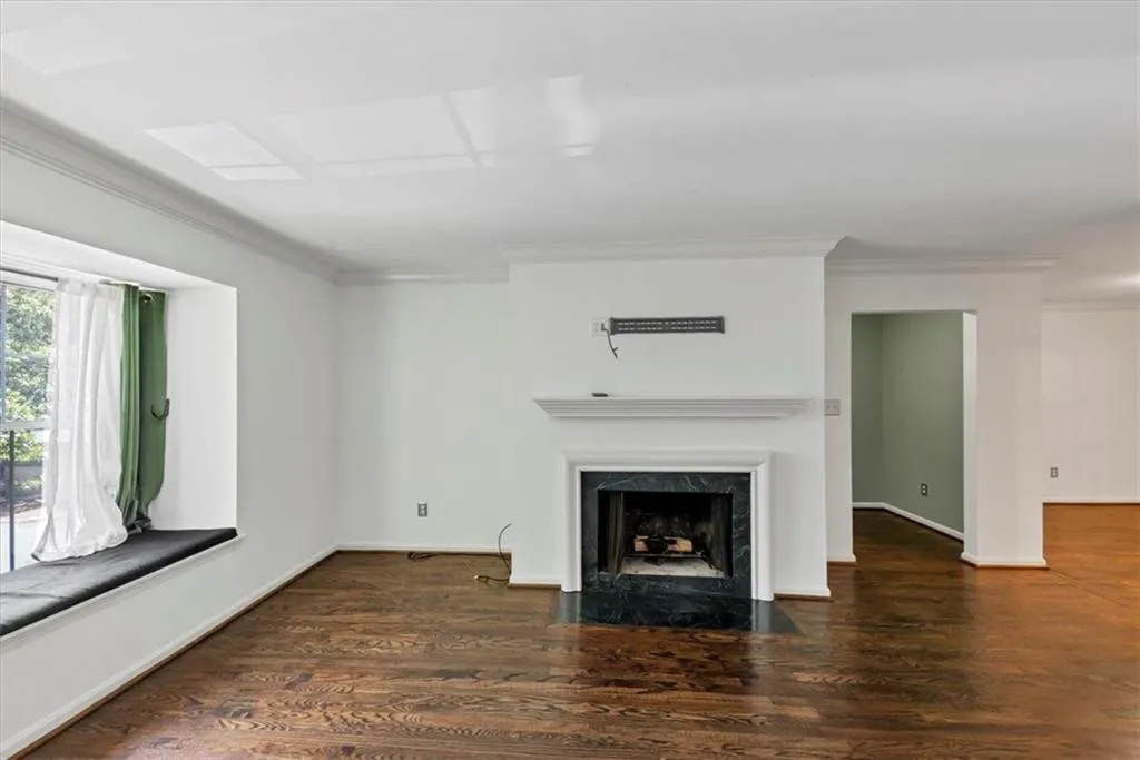 144 Woodmere Square Nw, Atlanta, Georgia 30327, 2 Bedrooms Bedrooms, ,2 BathroomsBathrooms,Residential,For Sale,144 Woodmere Square Nw,7621467