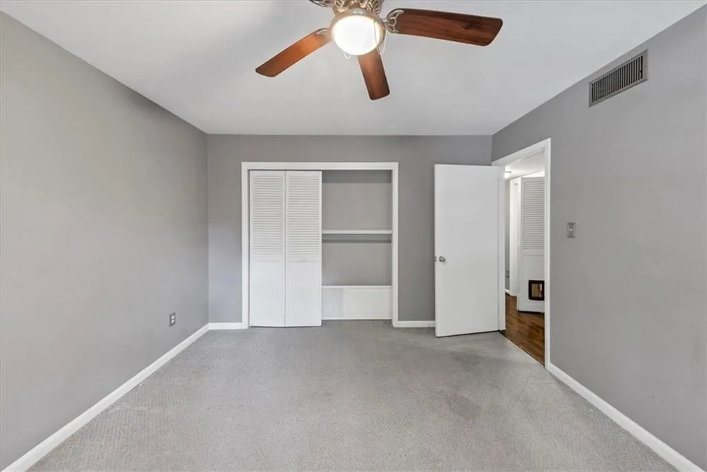 144 Woodmere Square Nw, Atlanta, Georgia 30327, 2 Bedrooms Bedrooms, ,2 BathroomsBathrooms,Residential,For Sale,144 Woodmere Square Nw,7621467