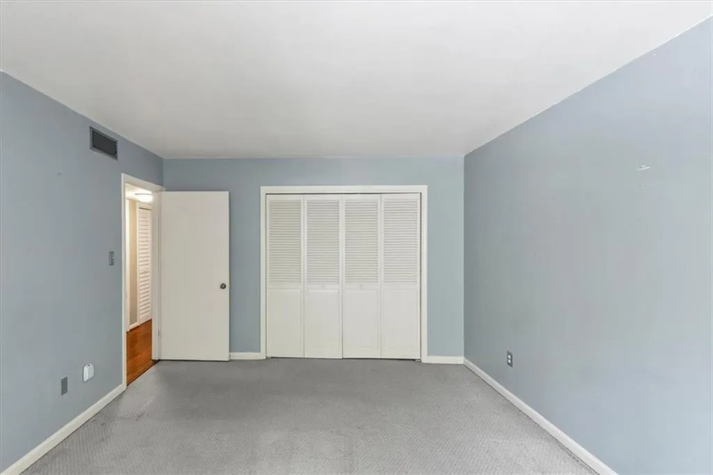 144 Woodmere Square Nw, Atlanta, Georgia 30327, 2 Bedrooms Bedrooms, ,2 BathroomsBathrooms,Residential,For Sale,144 Woodmere Square Nw,7621467