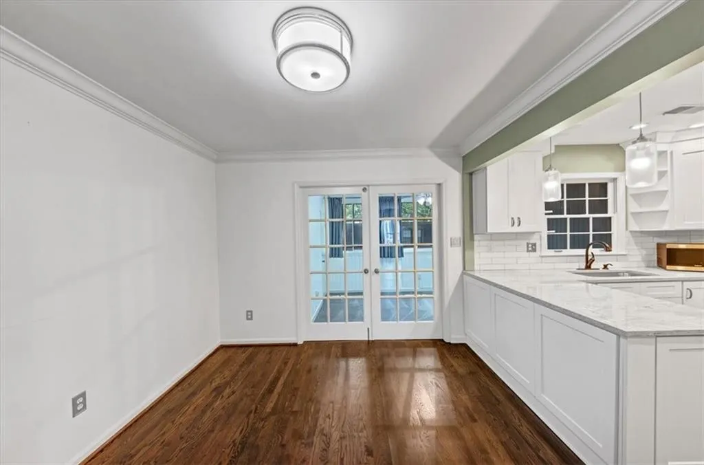 144 Woodmere Square Nw, Atlanta, Georgia 30327, 2 Bedrooms Bedrooms, ,2 BathroomsBathrooms,Residential,For Sale,144 Woodmere Square Nw,7621467