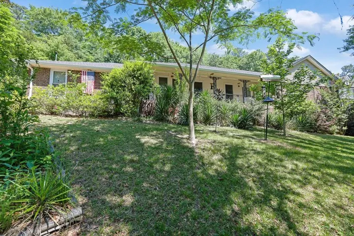 650 Riverside Road, Roswell, Georgia 30075