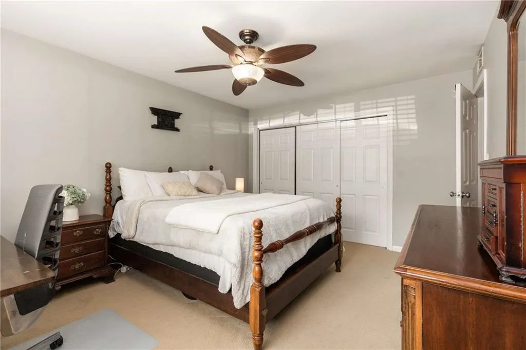 King size primary bedroom