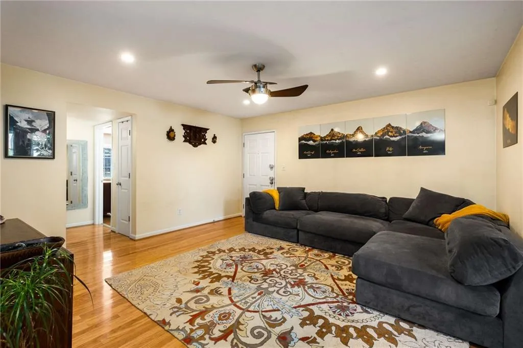 Living room with entrance and hallway