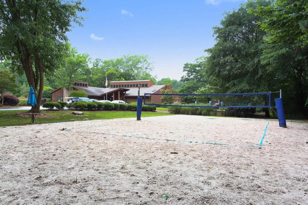 2608 Queen Anne Court, Sandy Springs, Georgia 30350, 2 Bedrooms Bedrooms, ,2 BathroomsBathrooms,Residential,Sold,2608 Queen Anne Court,6587490