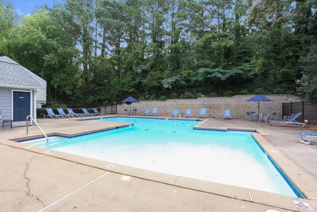 2608 Queen Anne Court, Sandy Springs, Georgia 30350, 2 Bedrooms Bedrooms, ,2 BathroomsBathrooms,Residential,Sold,2608 Queen Anne Court,6587490