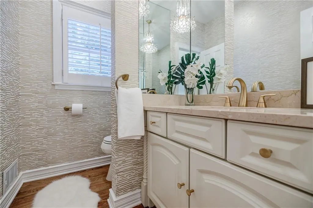 6360 River Overlook Drive, Sandy Springs, Georgia 30328, 4 Bedrooms Bedrooms, ,3 BathroomsBathrooms,Residential,Sold,6360 River Overlook Drive,7233026