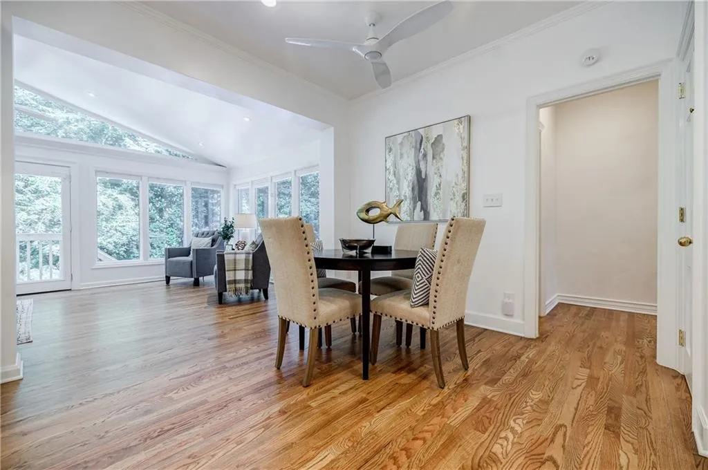 6360 River Overlook Drive, Sandy Springs, Georgia 30328, 4 Bedrooms Bedrooms, ,3 BathroomsBathrooms,Residential,Sold,6360 River Overlook Drive,7233026