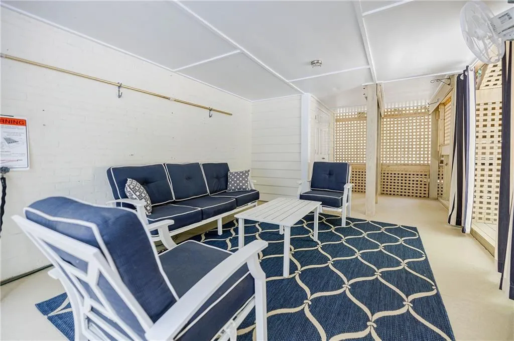 6360 River Overlook Drive, Sandy Springs, Georgia 30328, 4 Bedrooms Bedrooms, ,3 BathroomsBathrooms,Residential,Sold,6360 River Overlook Drive,7233026