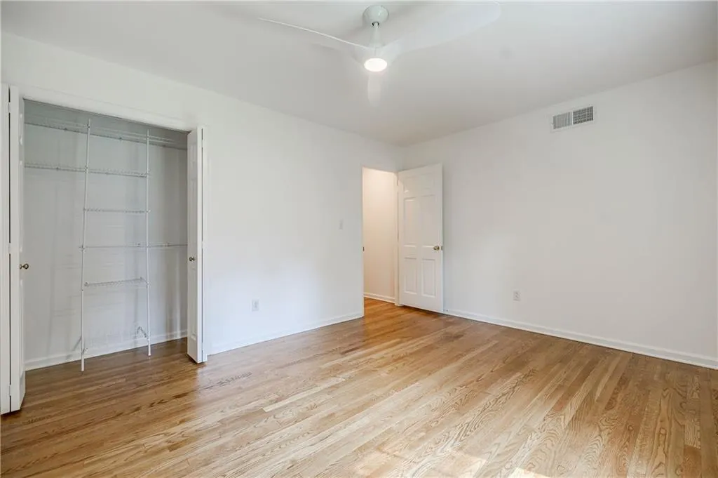 6360 River Overlook Drive, Sandy Springs, Georgia 30328, 4 Bedrooms Bedrooms, ,3 BathroomsBathrooms,Residential,Sold,6360 River Overlook Drive,7233026