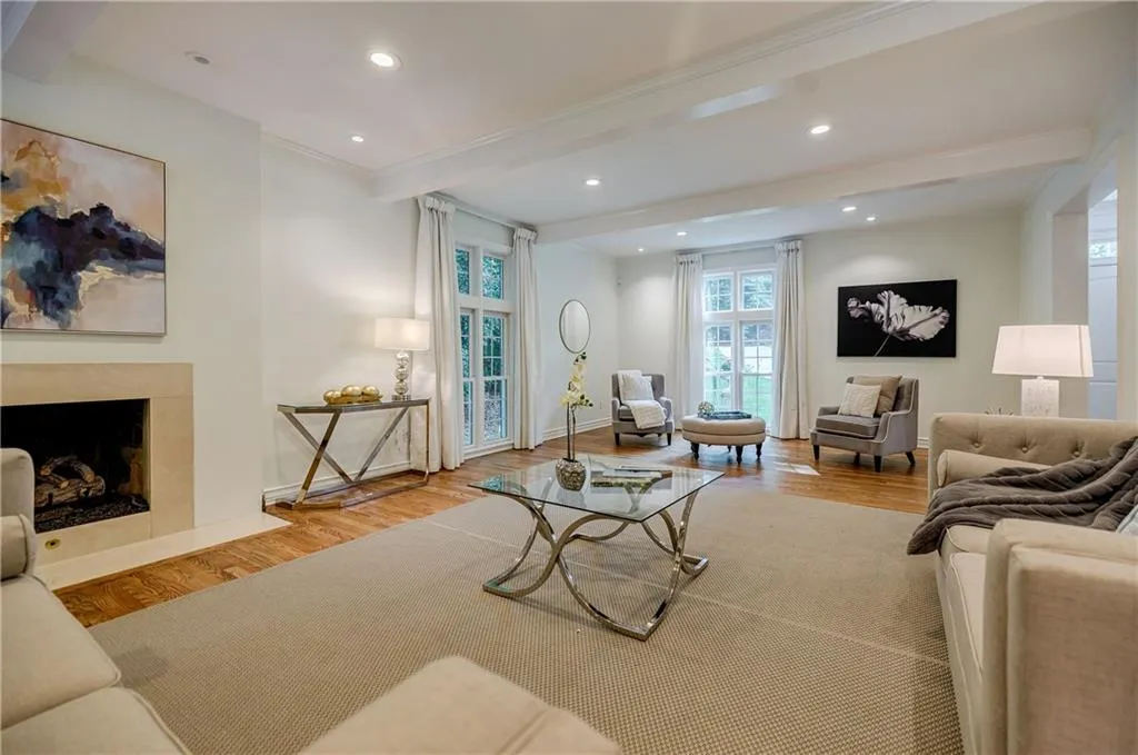 6360 River Overlook Drive, Sandy Springs, Georgia 30328, 4 Bedrooms Bedrooms, ,3 BathroomsBathrooms,Residential,Sold,6360 River Overlook Drive,7233026