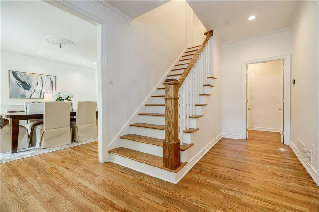 6360 River Overlook Drive, Sandy Springs, Georgia 30328, 4 Bedrooms Bedrooms, ,3 BathroomsBathrooms,Residential,Sold,6360 River Overlook Drive,7233026