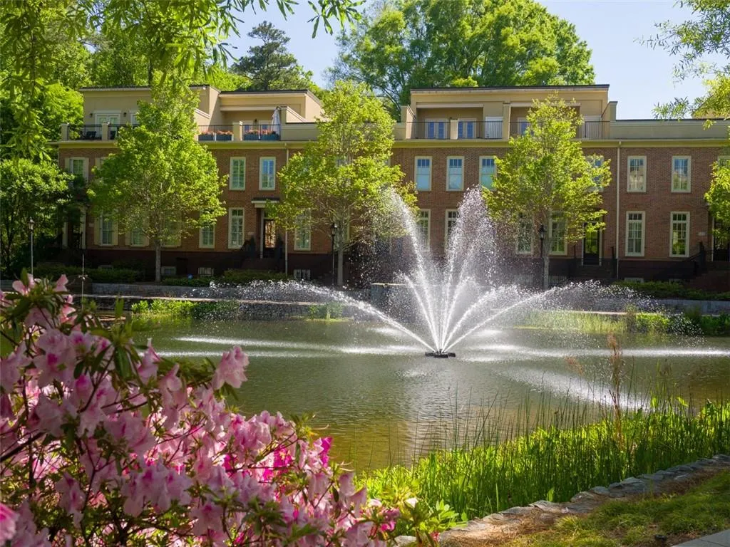 200 River Vista Drive Unit 622, Atlanta, Georgia 30339, 1 Bedroom Bedrooms, ,1 BathroomBathrooms,Residential,Sold,200 River Vista Drive Unit 622,7341989