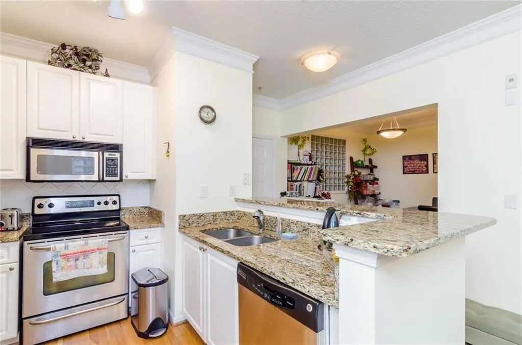 10 Perimeter Summit Boulevard Ne Unit 4115, Brookhaven, Georgia 30319, 2 Bedrooms Bedrooms, ,2 BathroomsBathrooms,Residential,Sold,10 Perimeter Summit Boulevard Ne Unit 4115,5802794