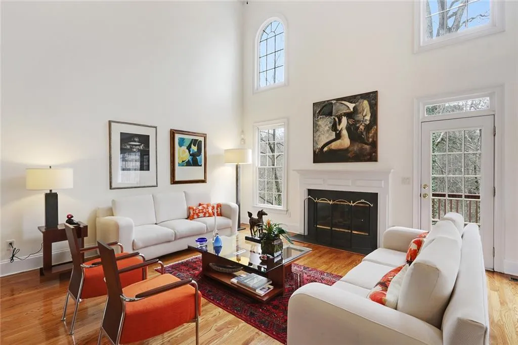 3741 Wescott Way, Sandy Springs, Georgia 30319, 5 Bedrooms Bedrooms, ,4 BathroomsBathrooms,Residential,Sold,3741 Wescott Way,5974440