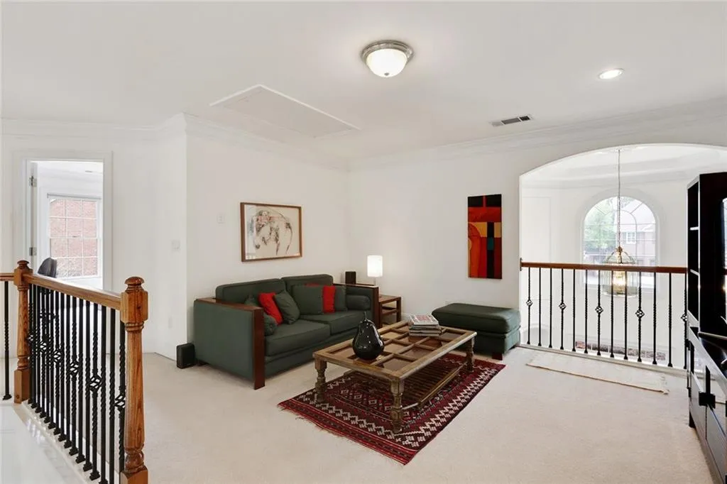 3741 Wescott Way, Sandy Springs, Georgia 30319, 5 Bedrooms Bedrooms, ,4 BathroomsBathrooms,Residential,Sold,3741 Wescott Way,5974440