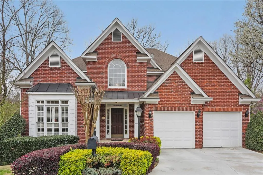 3741 Wescott Way, Sandy Springs, Georgia 30319, 5 Bedrooms Bedrooms, ,4 BathroomsBathrooms,Residential,Sold,3741 Wescott Way,5974440