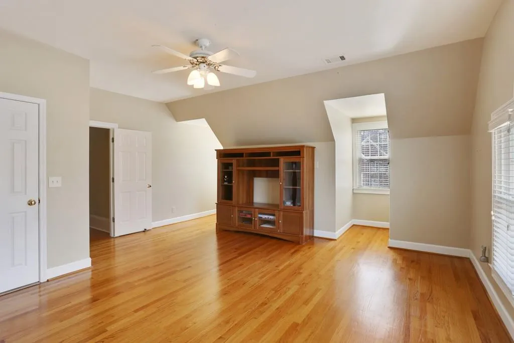 100 Gilford Way, Sandy Springs, Georgia 30350, 5 Bedrooms Bedrooms, ,5 BathroomsBathrooms,Residential,Sold,100 Gilford Way,5969271