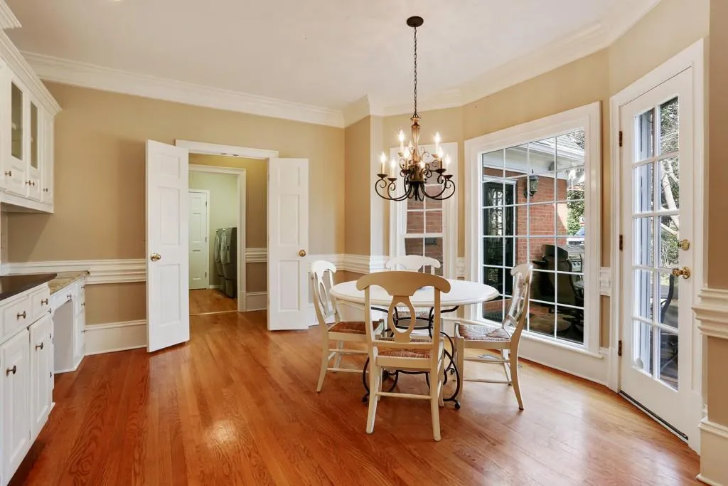 100 Gilford Way, Sandy Springs, Georgia 30350, 5 Bedrooms Bedrooms, ,5 BathroomsBathrooms,Residential,Sold,100 Gilford Way,5969271